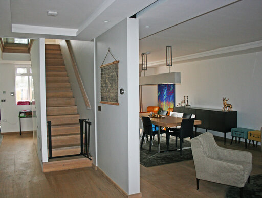 Zig-Zag Shade - monolithisch Treppe as Raum seperator Siller Design