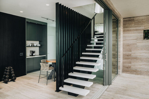 Mittelholm Treppe - lacy Haus Siller Treppen 24