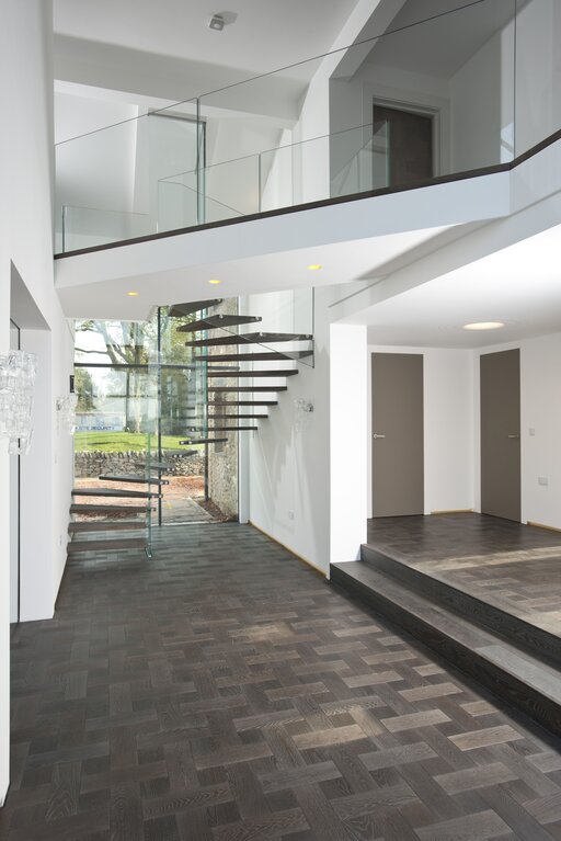Mistral gewendelt - modern Treppe